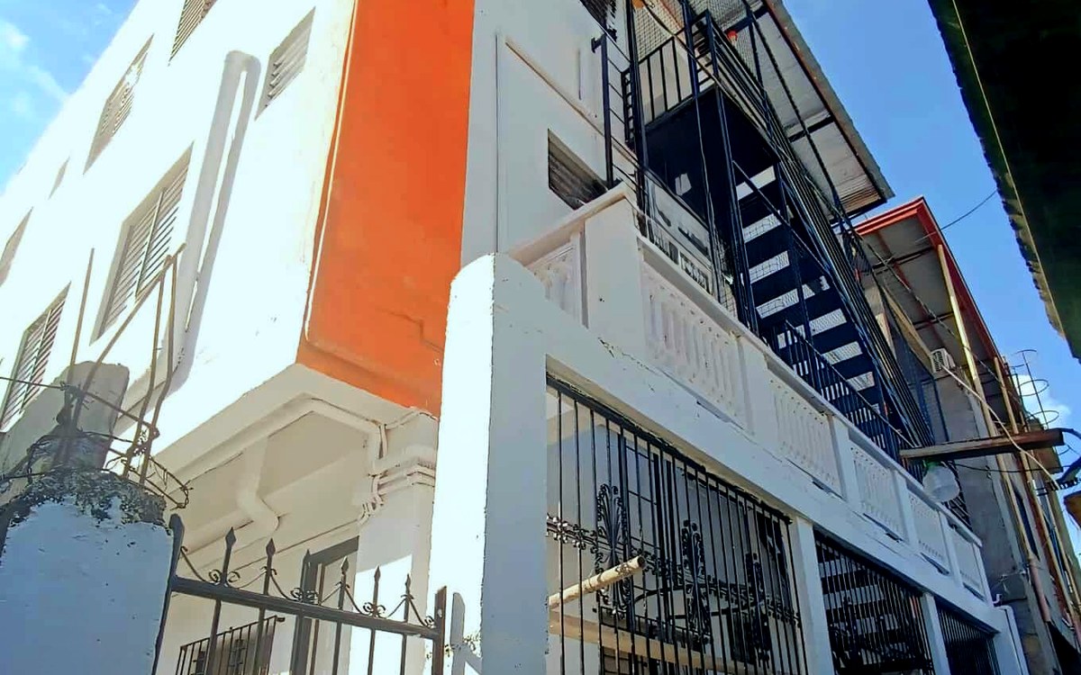 Talakitok, front elevation